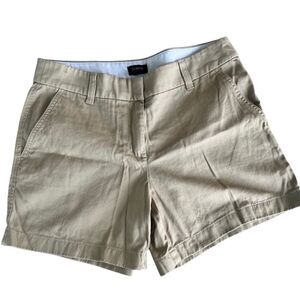 J.Crew 5” Chino Broken-In Shorts – Khaki – Size 4